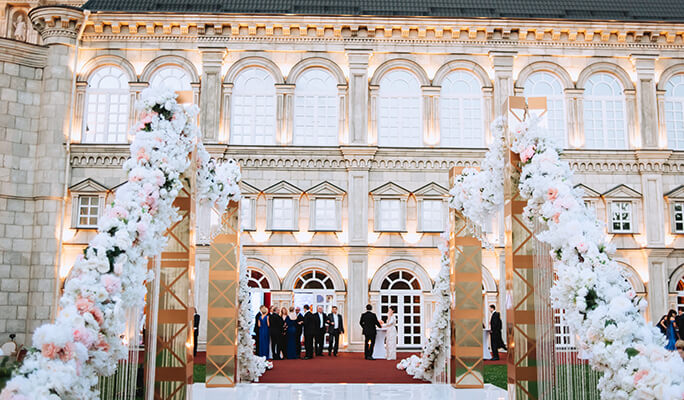 необычная арка для регистрации