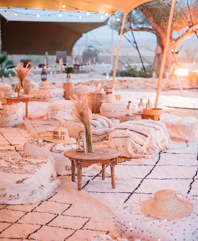 свадебный ужин в пустыне