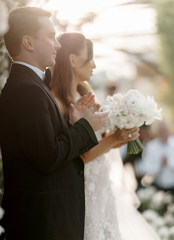 свадебное агентство, организация свадьбы, свадебное платье, букет, свадебный декор, свадебный фотограф, свадебный видеограф, свадебный банкет, свадебный стилист, свадебный букет, свадебное путешествие.
